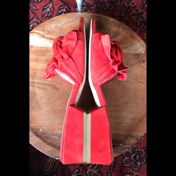 🎉H-P🎉STUART WEITZMAN Valentine’s Day ❤️ Red Suede Shoes Slides Sandals Sz 7.5M - Picture 6 of 9